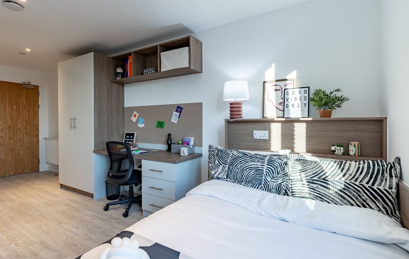 Gold Studio, Glassworks, St Thomas Street, City Centre, Bristol - Image 1